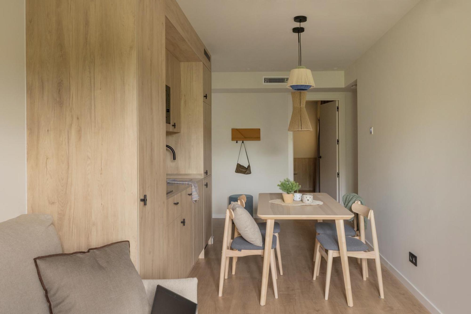 Libere Barcelona Sant Antoni Aparthotel Ruang foto