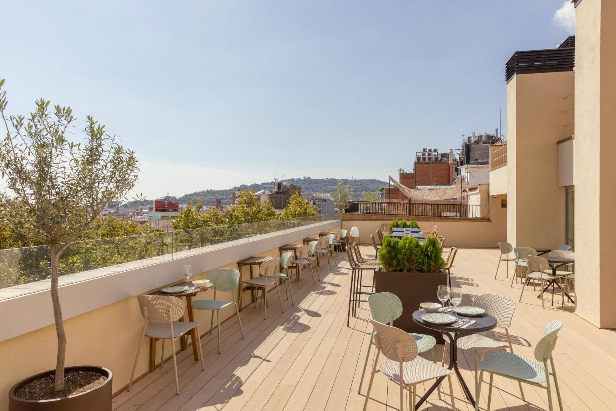 Libere Barcelona Sant Antoni Aparthotel Bagian luar foto